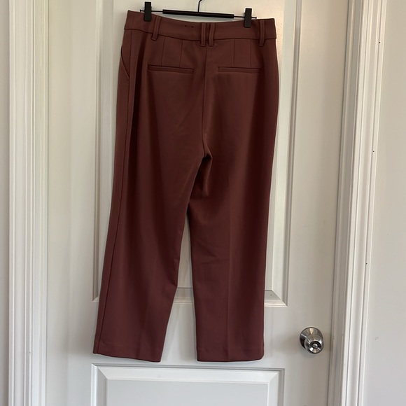 Reitmans signature crepe dress pants size 12 petite - Picture 3 of 3